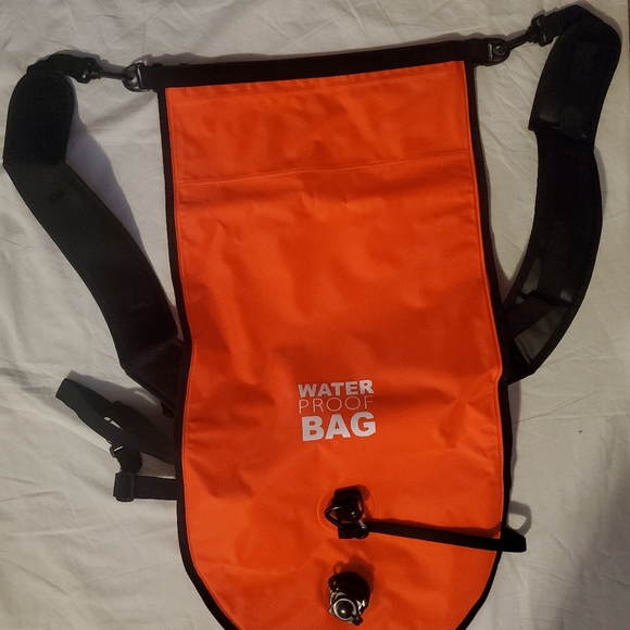Waterproof Floating Dry Bag Backpack Thickened PVC Roll Top. - Picture 3 of 9
